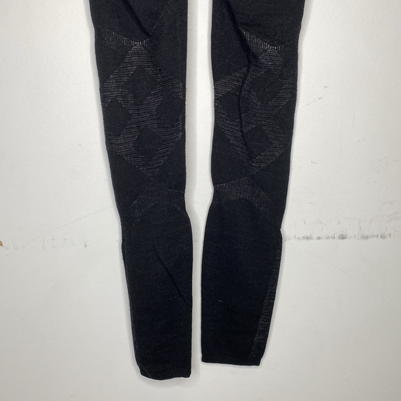 Smartwool Intraknit 200 Baselayer Bottoms: Size Small - Picture 6 of 10